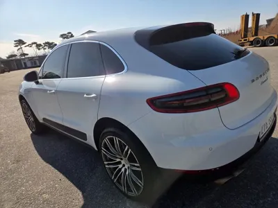 Porsche Macan 2015, 189829 км, за 14886.56 USD