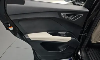 Audi Q4 e-tron 2023, 38600 км, за 27822.91 USD - фото 25