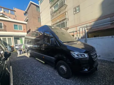 Mercedes-Benz Sprinter · 2023 год