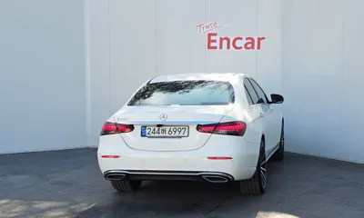 Mercedes-Benz E-Class 2021, 85964 км, за 24380.57 USD