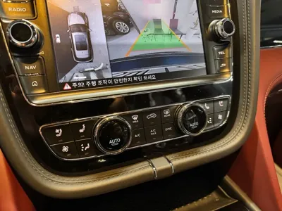 Bentley Bentayga 2020, 38700 км, за 102411.62 USD - фото 12