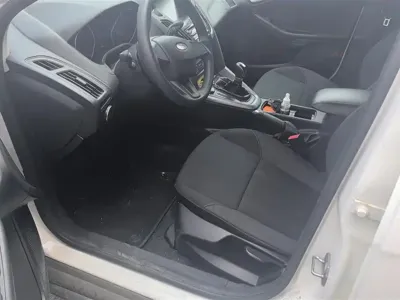 Ford Focus 2018, 48200 км, за 3688.98 USD - фото 9
