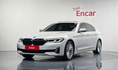 BMW 5-Series · 2021 год