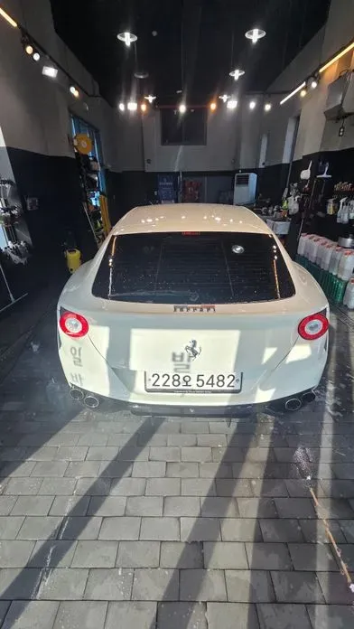 Ferrari FF 2012, 65000 км, за 72051.87 USD