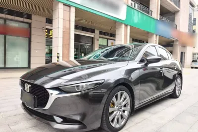 Mazda Mazda 3 Axela · 2021 год