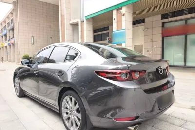 Mazda Mazda 3 Axela 2021, 72000 км, за 12075 USD