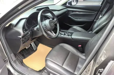 Mazda Mazda 3 Axela 2021, 72000 км, за 12075 USD - фото 13