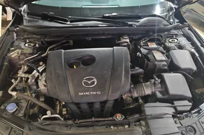 Mazda Mazda 3 Axela 2021, 72000 км, за 12075 USD - фото 21