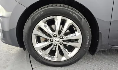 Kia Canival 2016, 177111 км, за 5798.05 USD