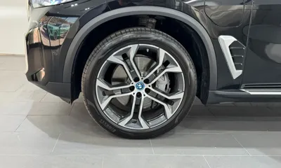 BMW X5 2025, 4166 км, за 63814.52 USD