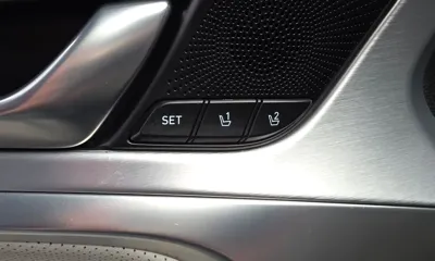 Genesis G70 2018, 82102 км, за 12052.12 USD - фото 27