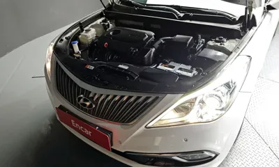 Hyundai Grandeur 2016, 91514 км, за 5248.29 USD - фото 6