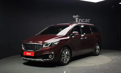 Kia Canival · 2017 год