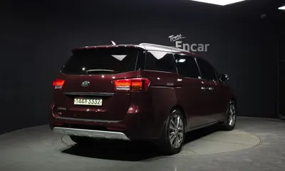 Kia Canival 2017, 117923 км, за 7930.83 USD