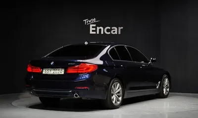 BMW 5-Series 2019, 69081 км, за 15165.55 USD