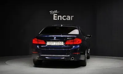 BMW 5-Series 2019, 69081 км, за 15165.55 USD