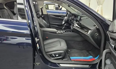 BMW 5-Series 2019, 69081 км, за 15165.55 USD - фото 11