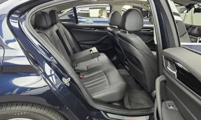 BMW 5-Series 2019, 69081 км, за 15165.55 USD - фото 12