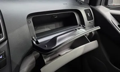 Hyundai Starex 2018, 59489 км, за 9446.26 USD - фото 19