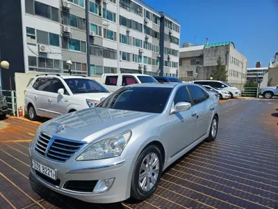 Hyundai Equus 2010, 118307 км, за 3255.84 USD