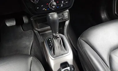 Jeep Renegade 2021, 142326 км, за 7532.21 USD - фото 9