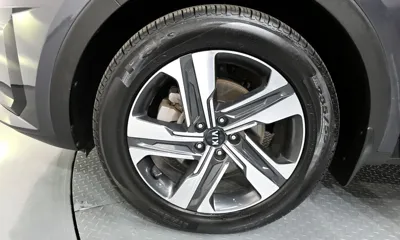 Kia Sorento 2021, 124469 км, за 16612.39 USD