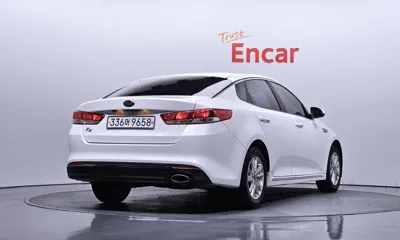 Kia K5 2016, 119094 км, за 4588.42 USD