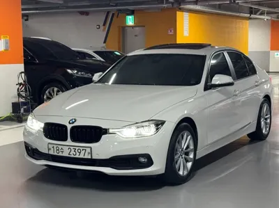 BMW 3-Series · 2018 год