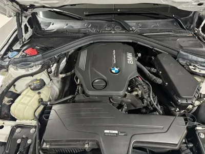BMW 3-Series 2018, 149218 км, за 9055.38 USD