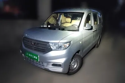 Wuling Hongguang V · 2022 год