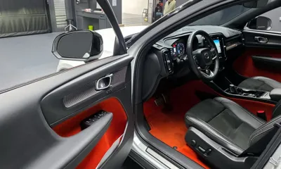 Volvo XC40 2021, 44646 км, за 18434.09 USD - фото 11