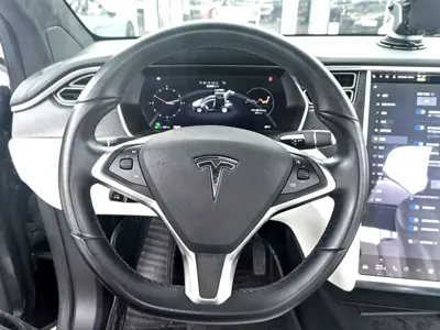 Tesla Model X 2018, 35000 км, за 29399.08 USD - фото 7