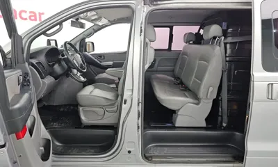 Hyundai Starex 2013, 82113 км, за 5667.76 USD - фото 18