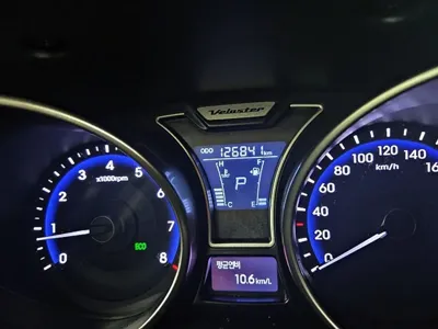 Hyundai Veloster 2012, 126841 км, за 3192.18 USD - фото 9