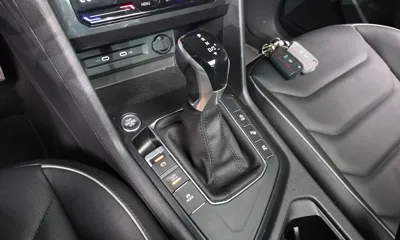 Volkswagen Tiguan 2022, 59129 км, за 29867.4 USD - фото 9