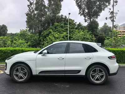 Porsche Macan 2025, 26700 км, за 57636.6 USD