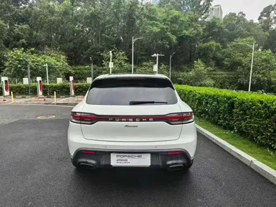 Porsche Macan 2025, 26700 км, за 57636.6 USD
