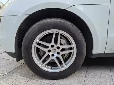 Porsche Macan 2025, 26700 км, за 57636.6 USD - фото 8