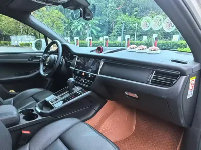 Porsche Macan 2025, 26700 км, за 57636.6 USD - фото 10