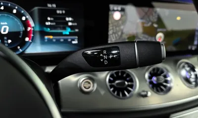 Mercedes-Benz E-Class 2019, 83529 км, за 16459.56 USD - фото 9