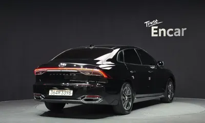 Hyundai Grandeur 2022, 100624 км, за 12480.29 USD