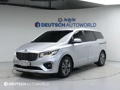 Kia Canival · 2020 год