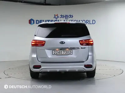 Kia Canival 2020, 36662 км, за 11456.94 USD