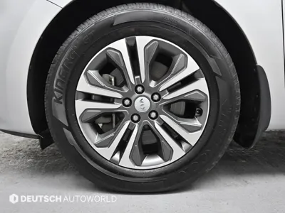 Kia Canival 2020, 36662 км, за 11456.94 USD