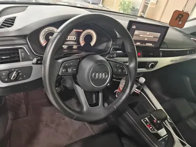 Audi A4L 2021, 58000 км, за 16744.82 USD