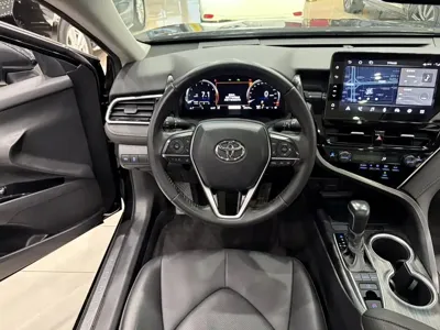 Toyota Camry 2023, 33000 км, за 17666.37 USD