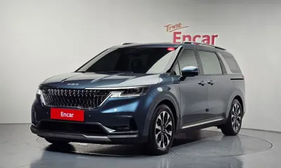 Kia Canival · 2023 год