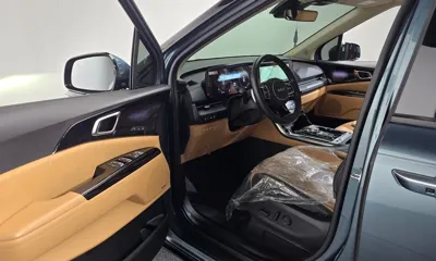 Kia Canival 2023, 67762 км, за 18314.3 USD - фото 10