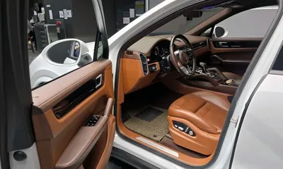 Porsche Cayenne 2020, 65598 км, за 47944.36 USD - фото 11