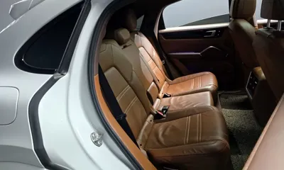 Porsche Cayenne 2020, 65598 км, за 47944.36 USD - фото 12
